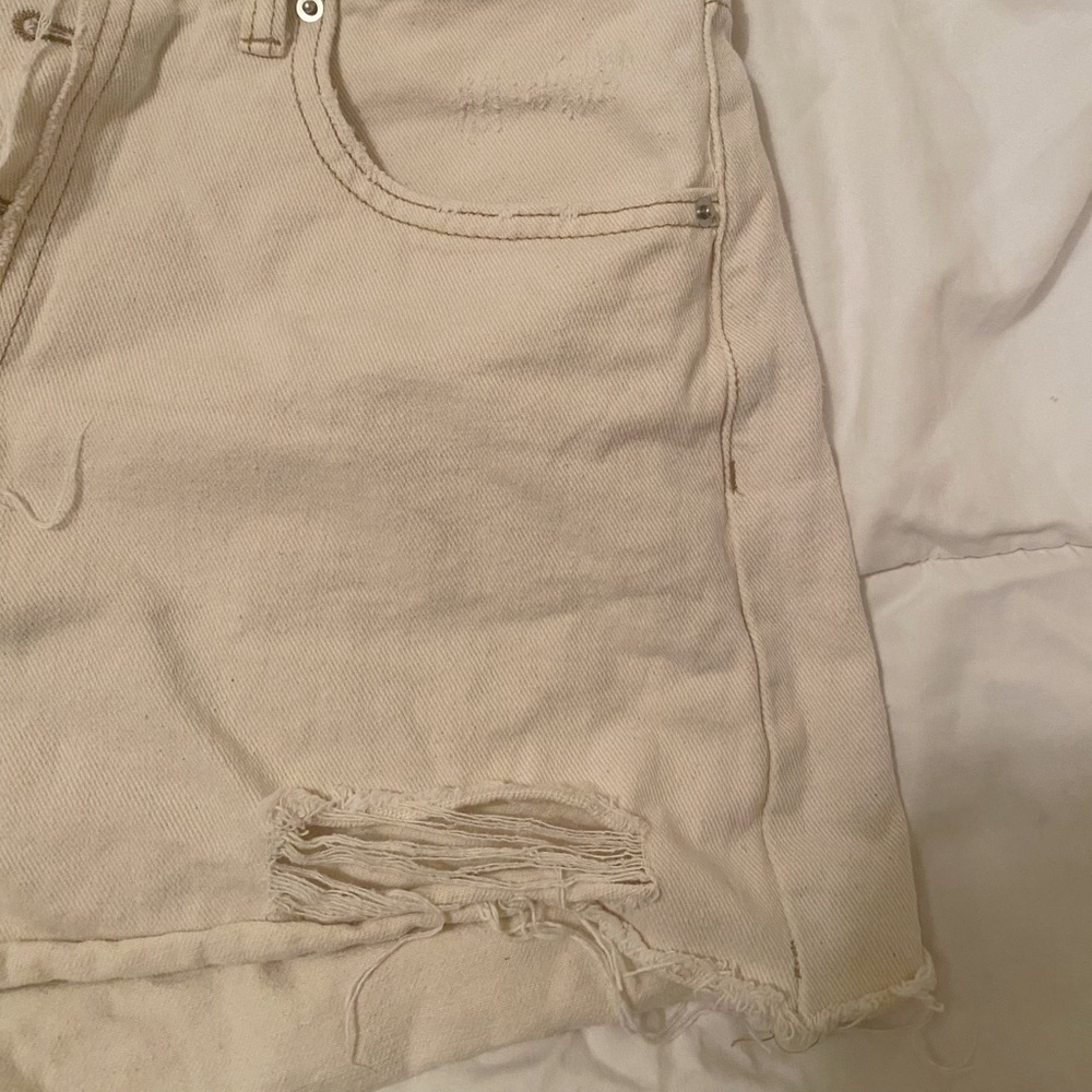 Cream washed Jean shorts!! 💌